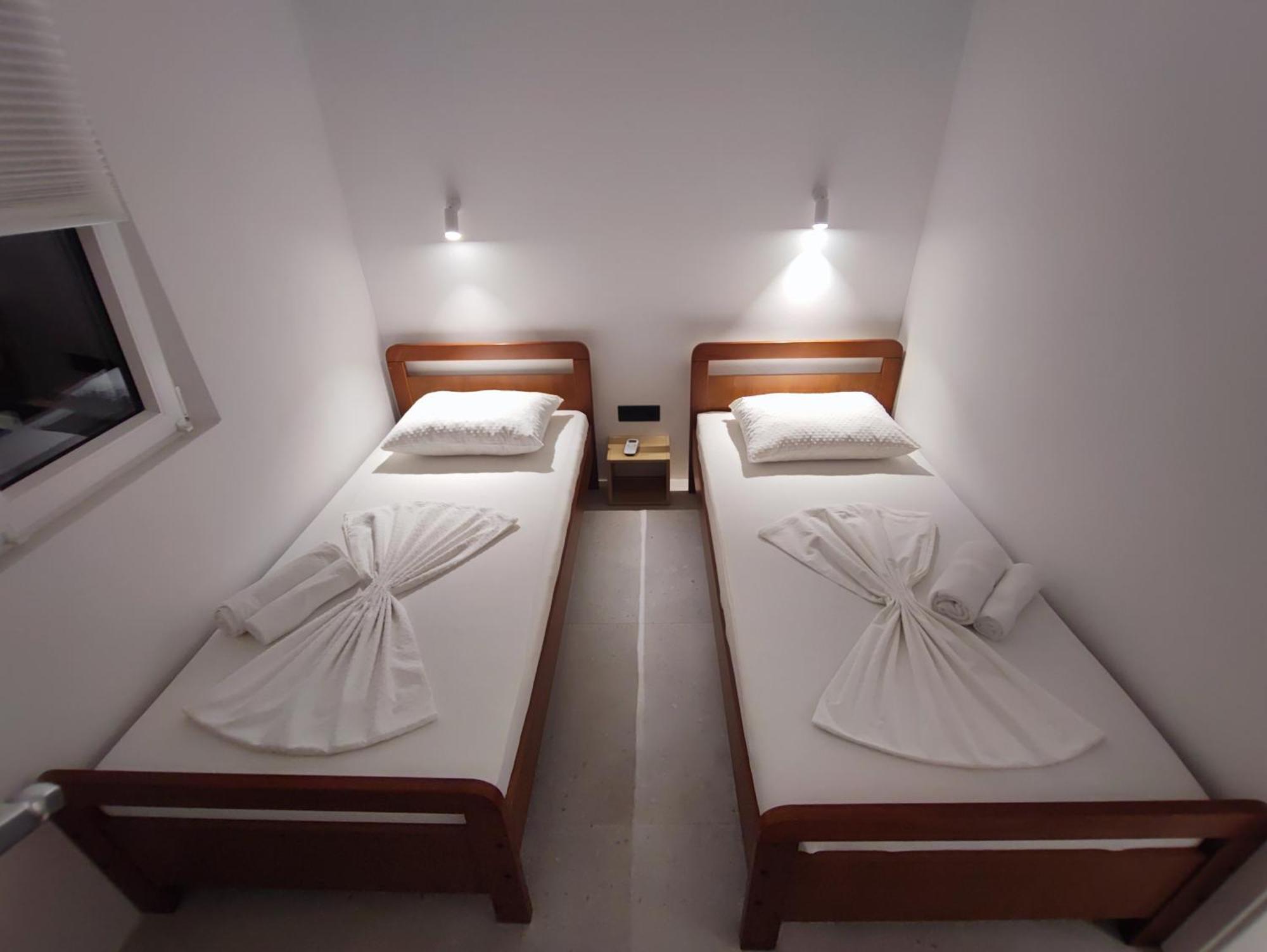 Astramaris Apartments Donji Okrug  Kültér fotó