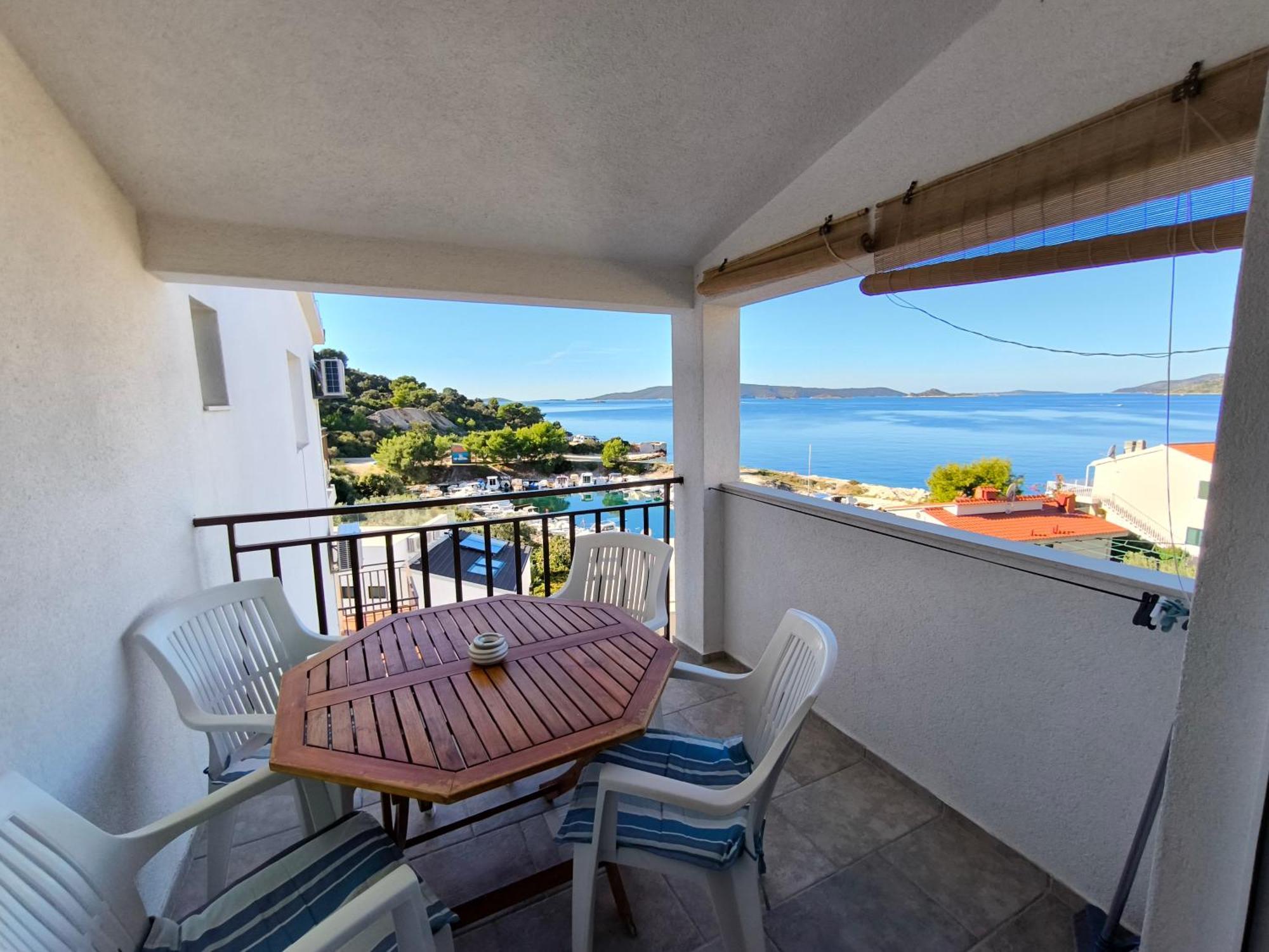 Astramaris Apartments Donji Okrug  Kültér fotó