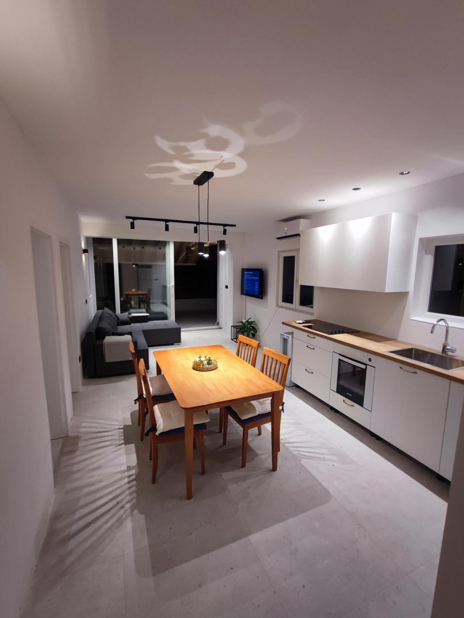 Astramaris Apartments Donji Okrug  Kültér fotó